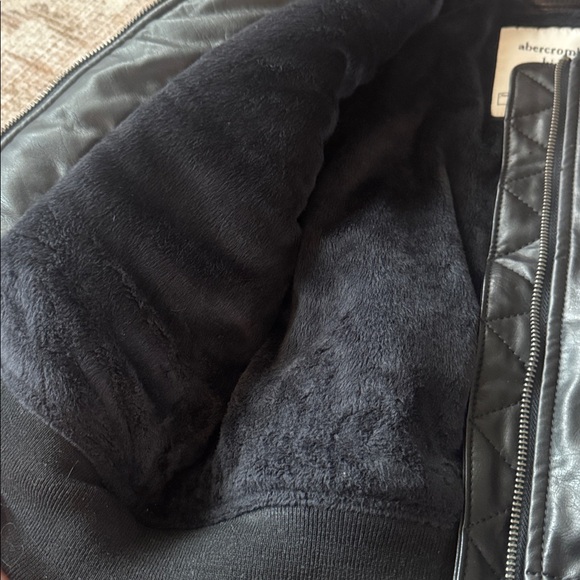Abercrombie & Fitch Black Quilted Leather Jacket - Picture 2 of 4